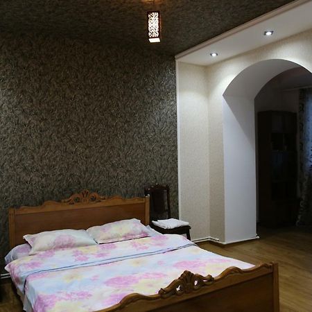 Srtashyan Apartments - Gorky Street Gjumri Exteriör bild