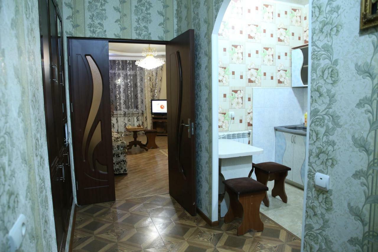 Srtashyan Apartments - Gorky Street Gjumri Exteriör bild